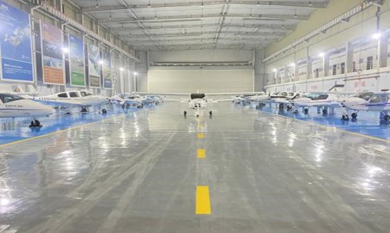 学私人飞行执照的条件与要求有哪些？